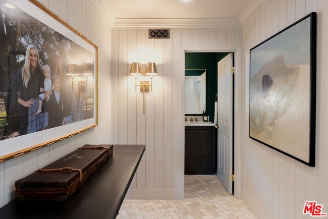 Photo - 6 Buckskin Ct