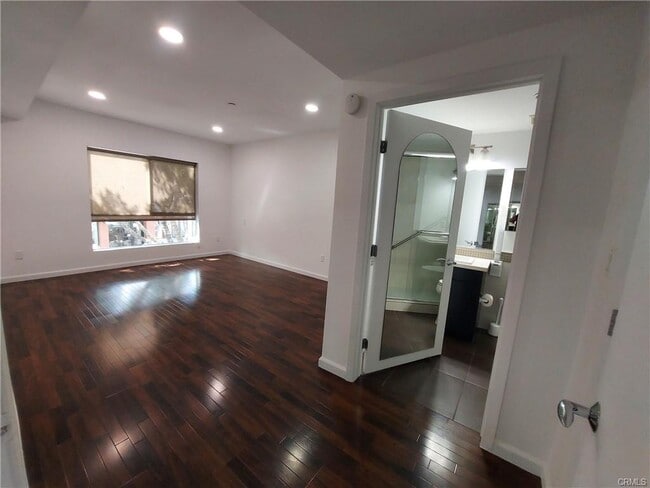 Photo - 159 W Green St Unit 201a,