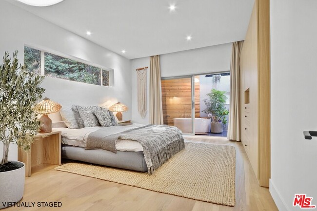 Photo - 7326 Pacific View Dr