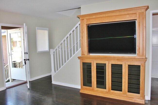 Photo - 3170 Strathmore Dr