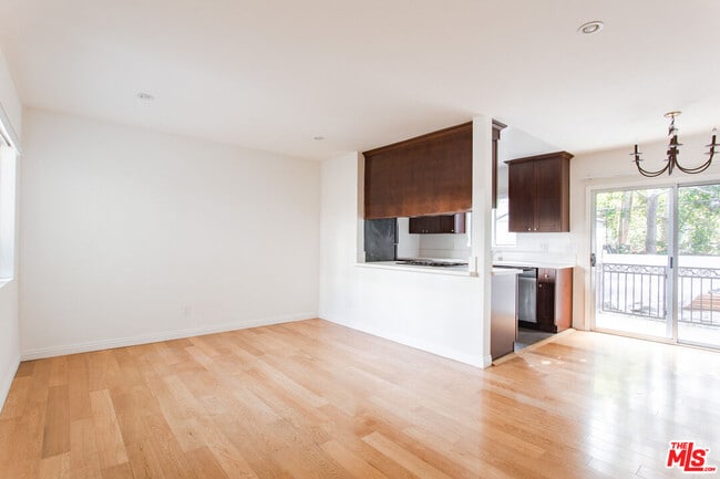 Photo - 420 Raymond Ave Unit 4