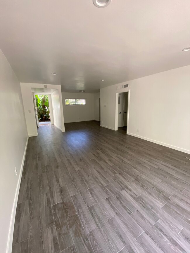 Front entrance Living Room/Dining Room - 1330 N Sweetzer Ave Condo