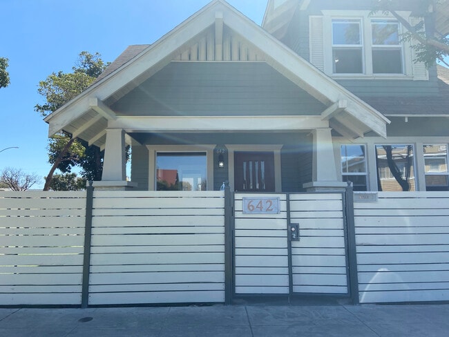 Front entrance - 642 E 10th St Unit A