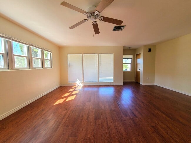 Photo - Starr St - 25193-25195 Unit 25193 Starr St