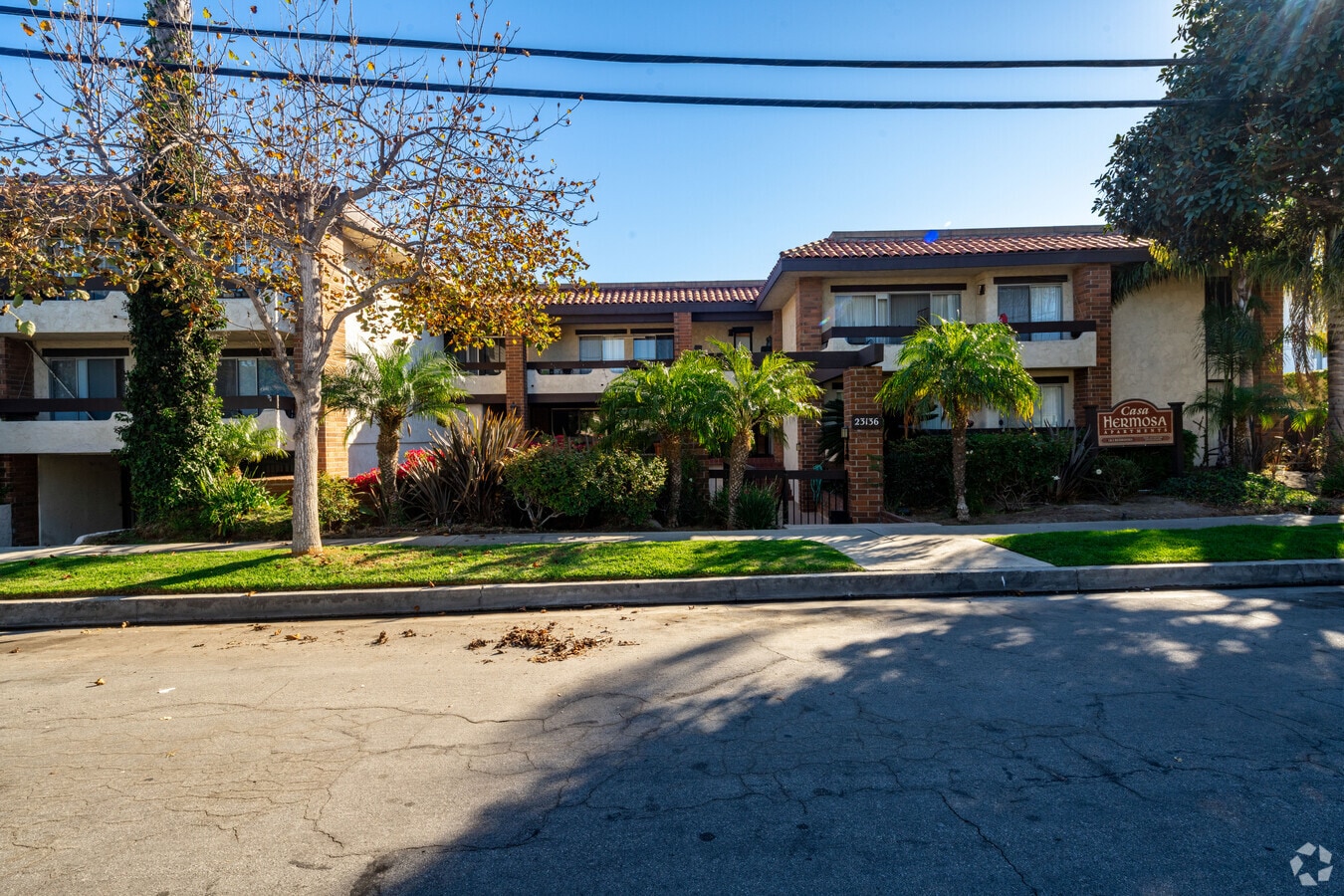 Exterior - Casa Hermosa Apartments
