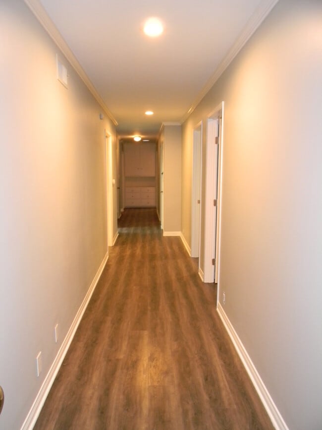 Photo - 1143 E Rose Ave