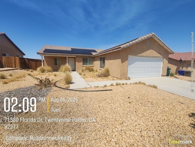 Beautiful Home in Desert Vista Community w... - Beautiful Home in Desert Vista Community w...