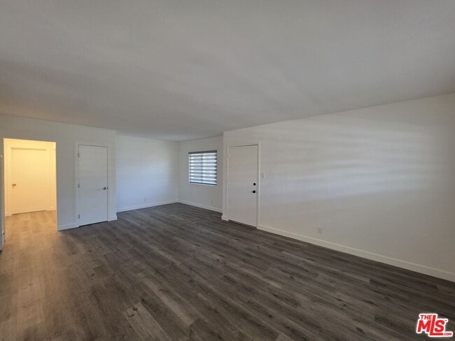 Photo - 10734 Palms Blvd Unit 3