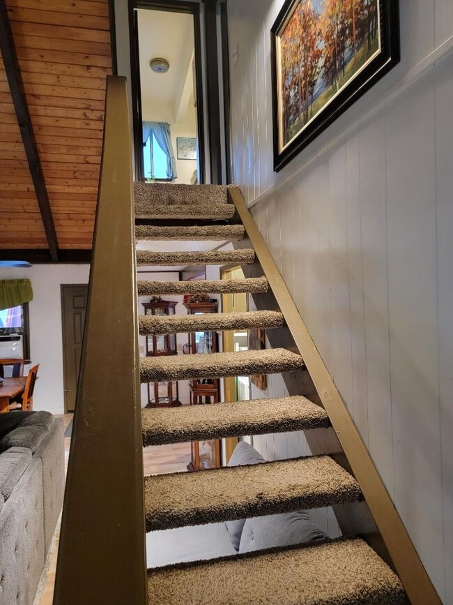 Photo - 922 Berne Dr