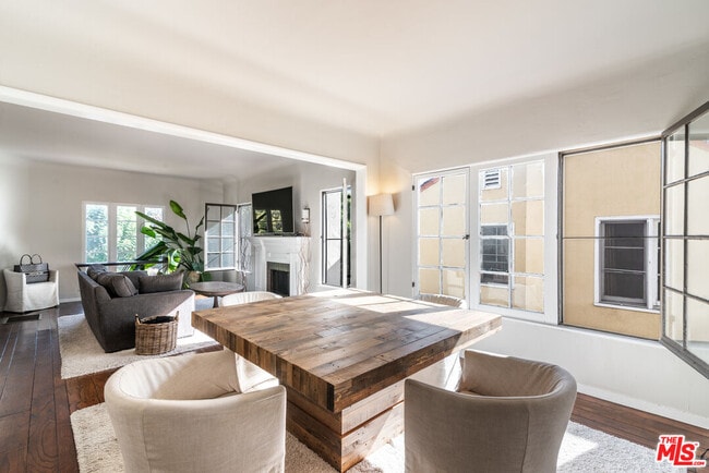 Photo - 751 Croft Ave Unit 1/2