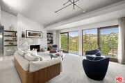 Photo - 2035 De Mille Dr
