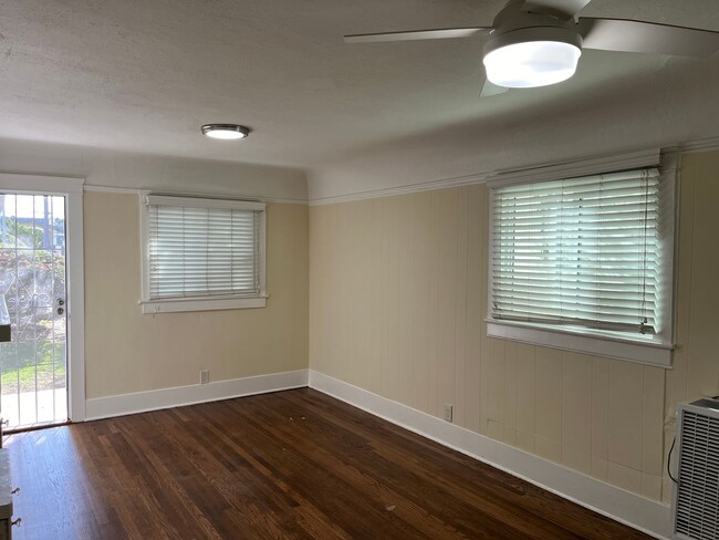 Photo - 3310 31st St