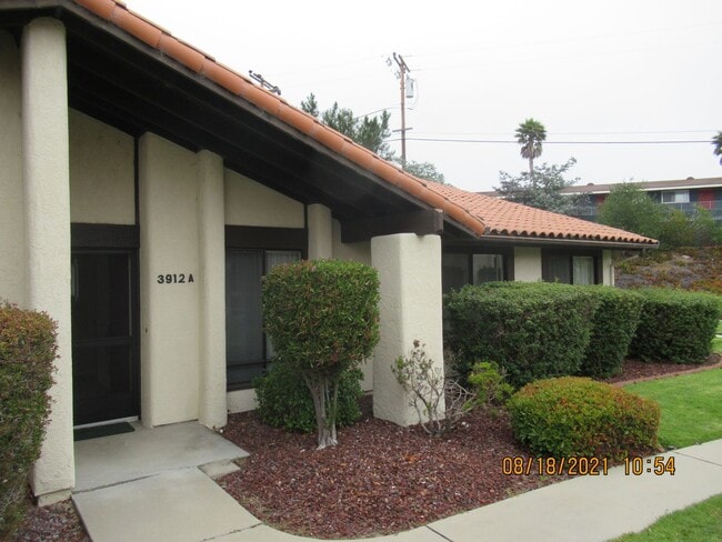 Building Photo - M39120 Unit A