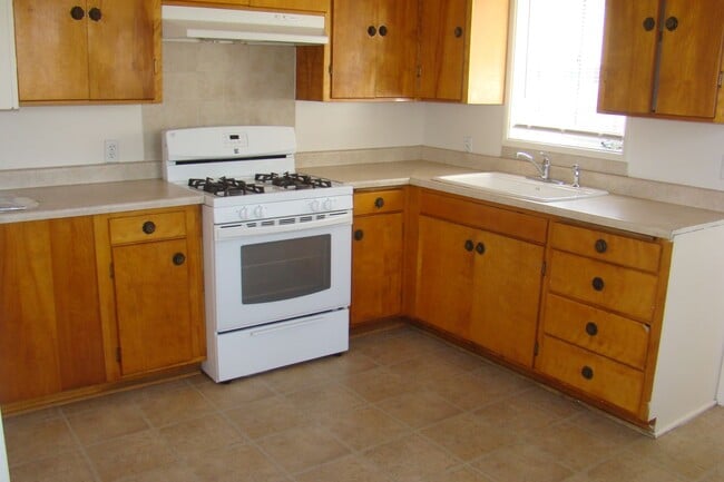 Photo - Southside cutie, 2bd/1ba  available soon!