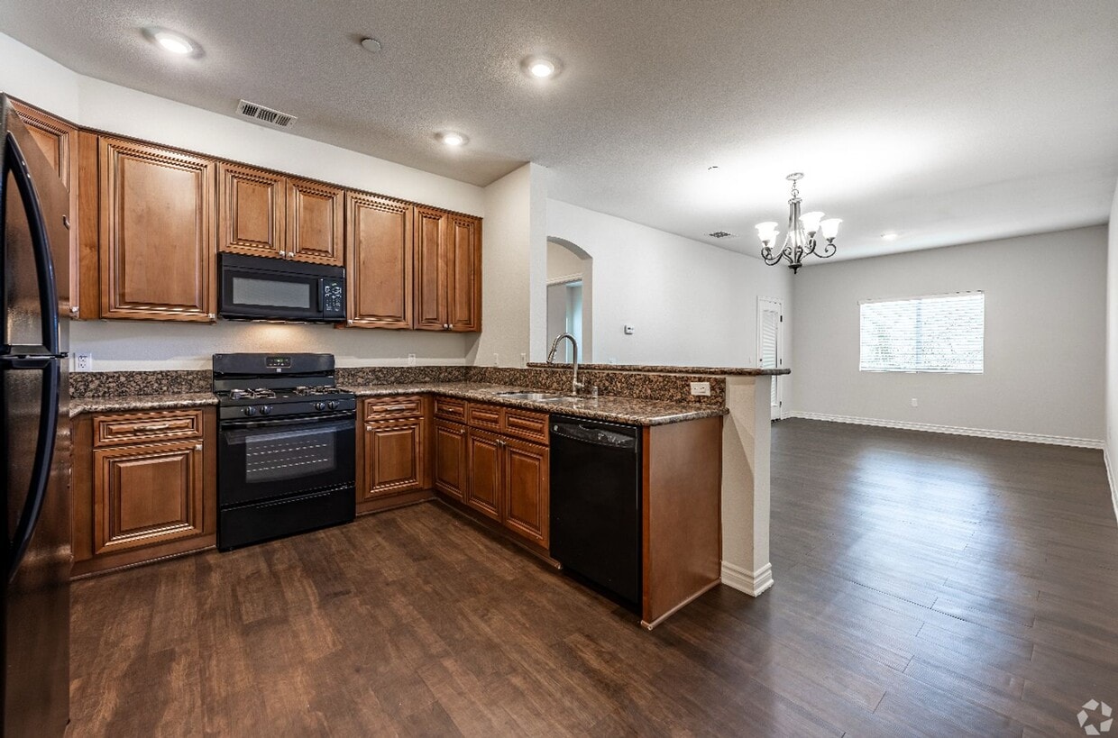 Floor Plan - Plan 2 (Phase 1) With Attached Garage