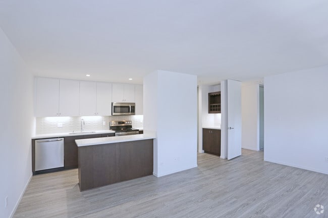 1 BR, 1 BA - 600 SF - Park View Hillcrest