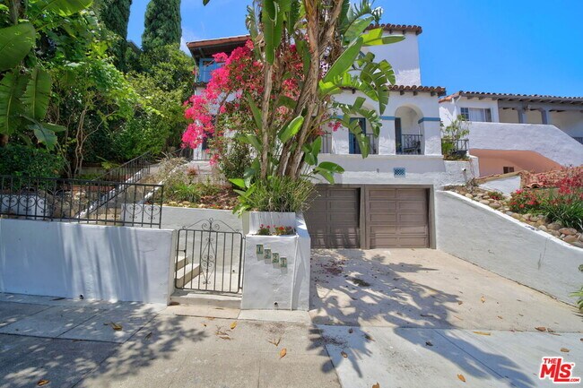 Photo - 1221 Edris Dr