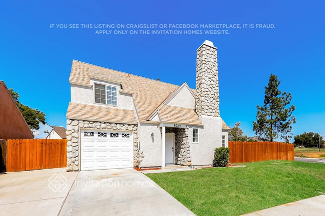 Photo - 8029 Linares Ave