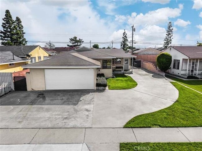 Building Photo - 15814 Sharonhill Dr