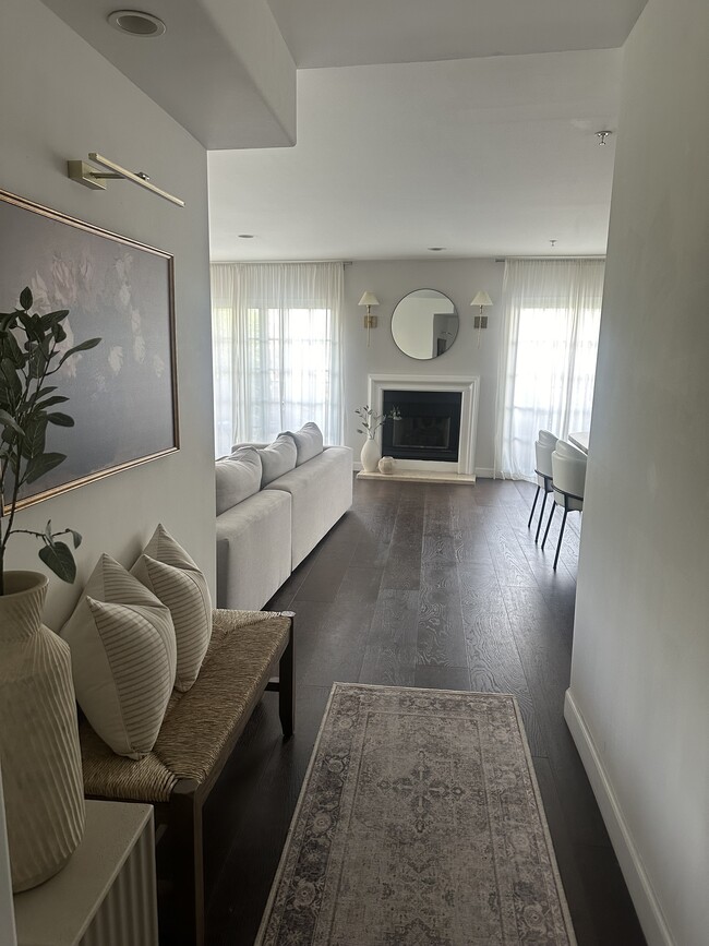 Photo - 1817 Selby Ave Unit #203