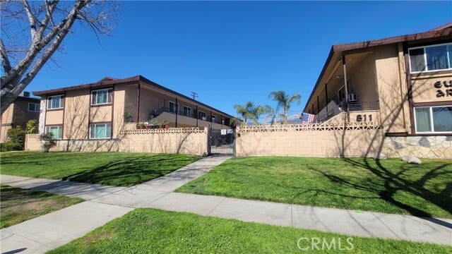 Photo - 811 Orchid Ct Apartment Unit F