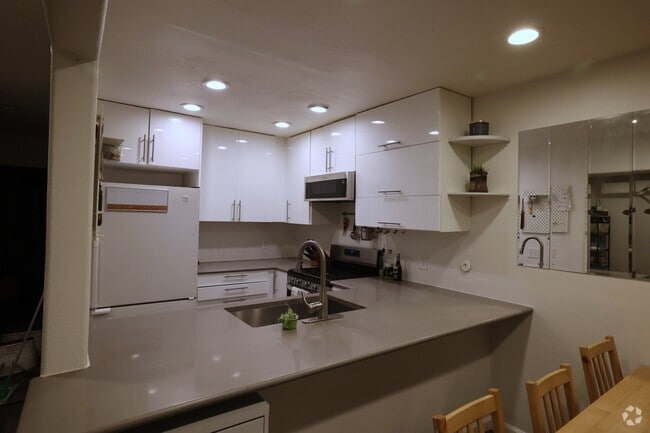 Building Photo - 1001 W Stevens Ave Unit 138 Rental