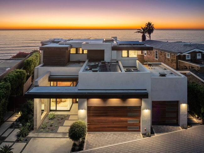 Building Photo - Luxury Coastal Escape w/ Resort-Style Amenities & Stunning Views