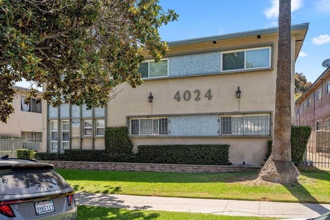 Building Photo - 4024 Gelber Pl Unit 02