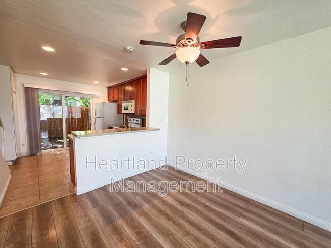 Photo - 8284 Echo Dell Rd