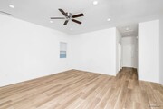 Photo - WOW Unit 3763