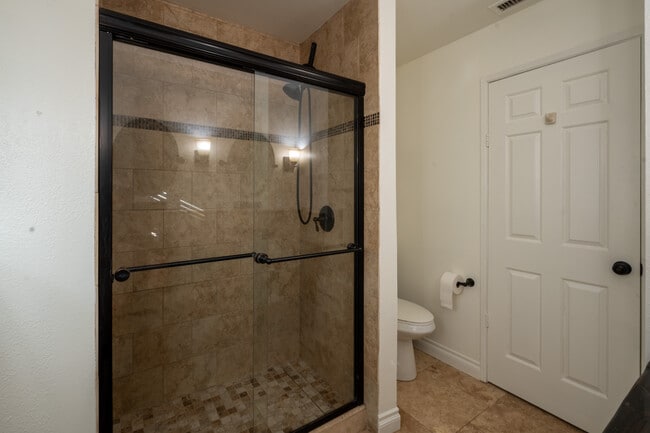 Photo - 36070 Valencia Way