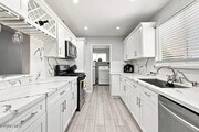 Photo - 45554 6th St E