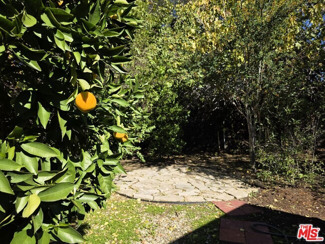 Photo - 375 N Avenue 52