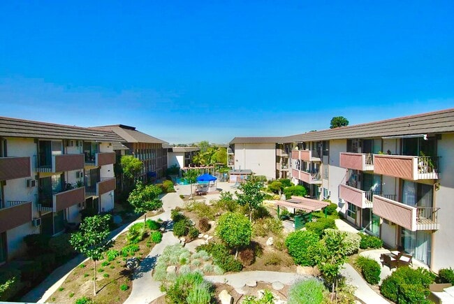 Spacious 1 Bedroom Condo on PCH - Spacious 1 Bedroom Condo on PCH
