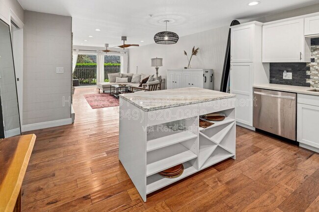 Photo - 500 Cagney Ln Unit 106