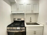 Photo - Chic & Private Ground-Level Studio | Priva... Townhome