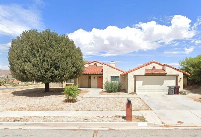 Building Photo - 56814 Mountain View Trail Rental