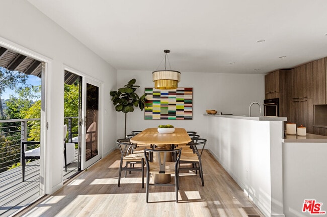 Photo - 2753 La Cuesta Dr