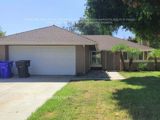 Photo - 11210 Lorenzo Dr House