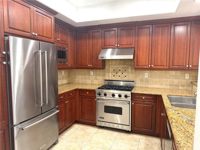 Photo - 12045 Hoffman St