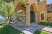 Photo - Private 5 Bedroom Estate for Rent in Santa... House