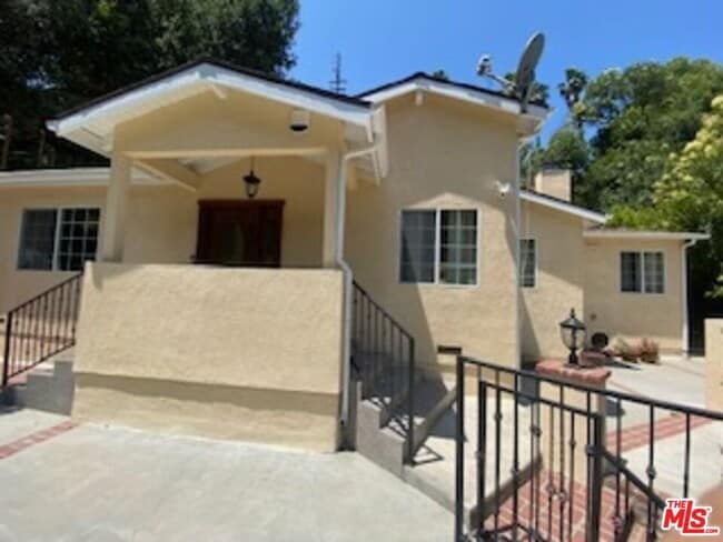 Photo - 3967 Oeste Ave House