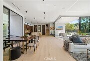 Photo - 400 Heliotrope Ave
