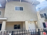 Photo - 204 W 52nd Pl