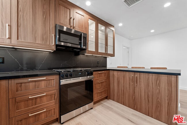 Photo - 162 N Almont Dr