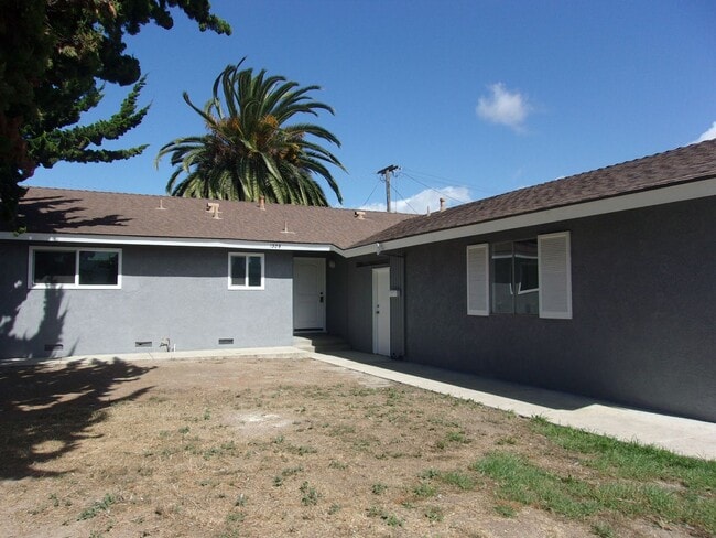 Photo - WEST SIDE PRUNE