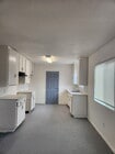 kitchen - 440 S Mistletoe Ave