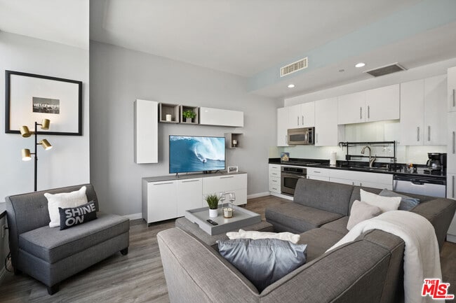 Photo - 1100 Wilshire Blvd Unit 2201