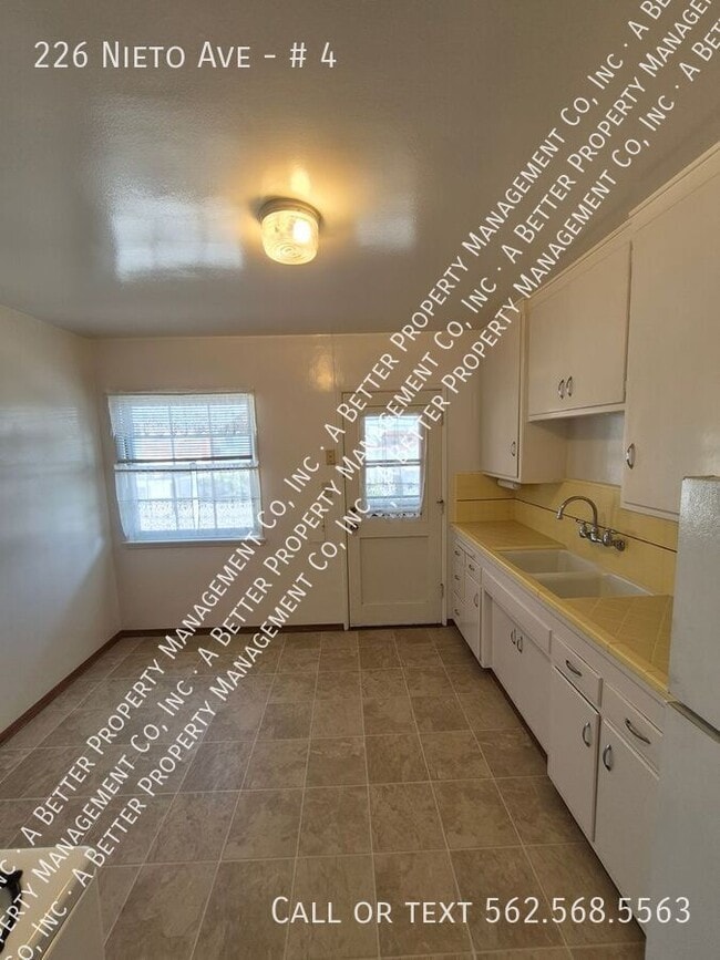 Photo - 226 Nieto Ave Unit # 4