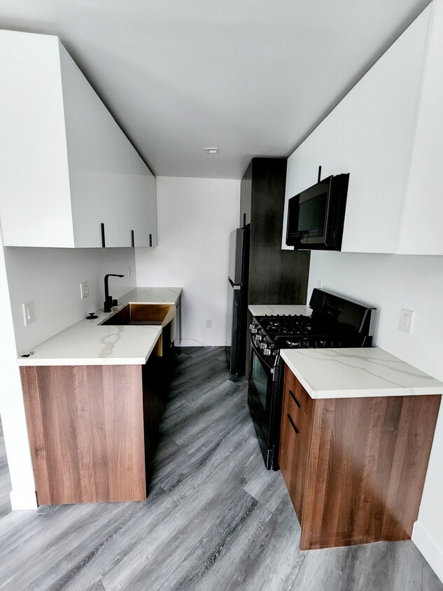 Floor Plan - 2BD x 1BA